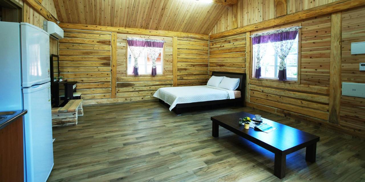 Jeju Joa Log Pension Szogüpho Kültér fotó
